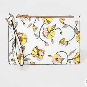 Floral 🌸🌼  Print Wristlet - A New Day / Target